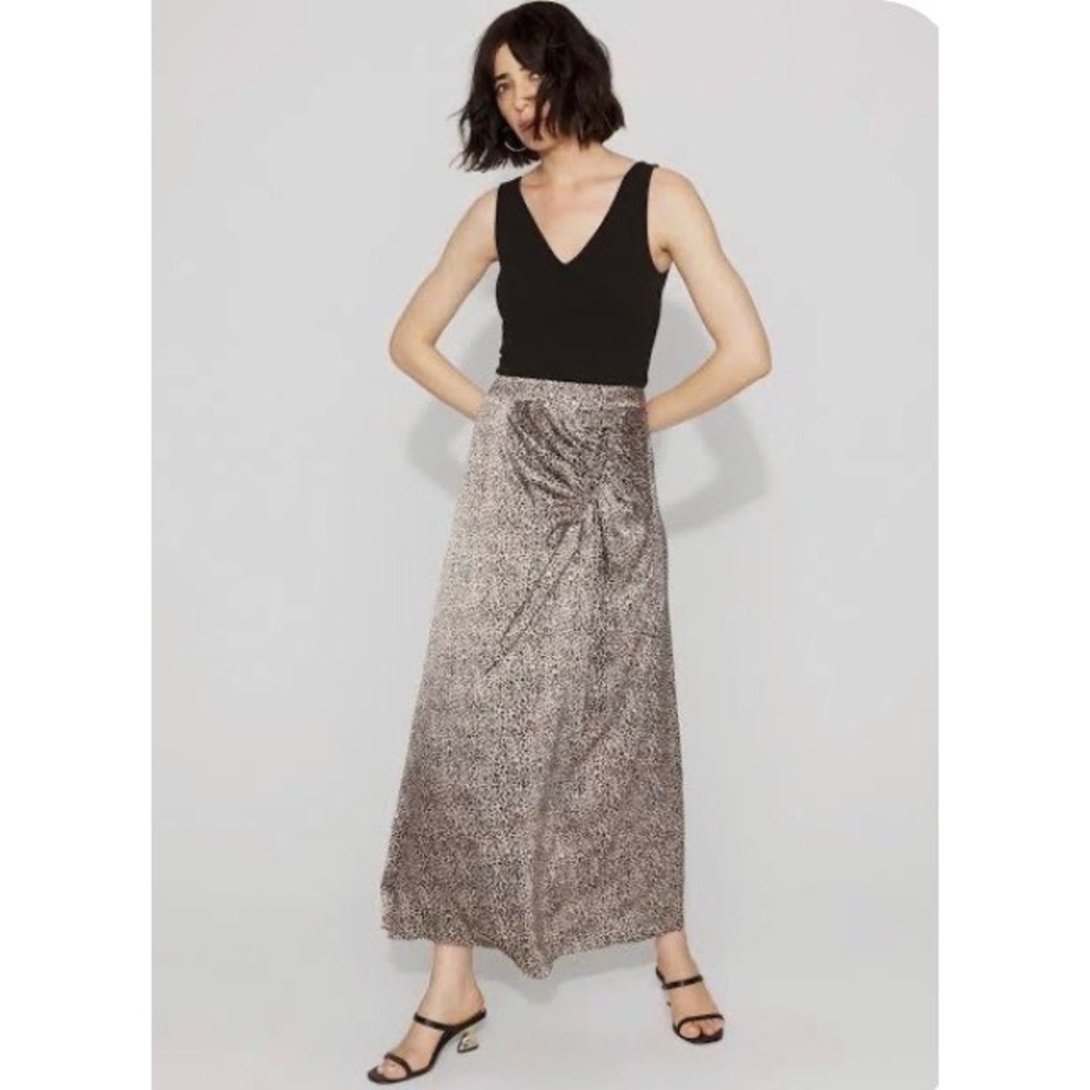 White House Black Market Maxi Skirt Womens 14 animal Leopard Satin Side Cinch